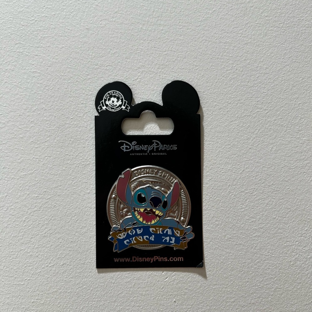 Disney Springs Stitch Cancelled Scavenger Hunt LR Pin On Original Back New Mint
